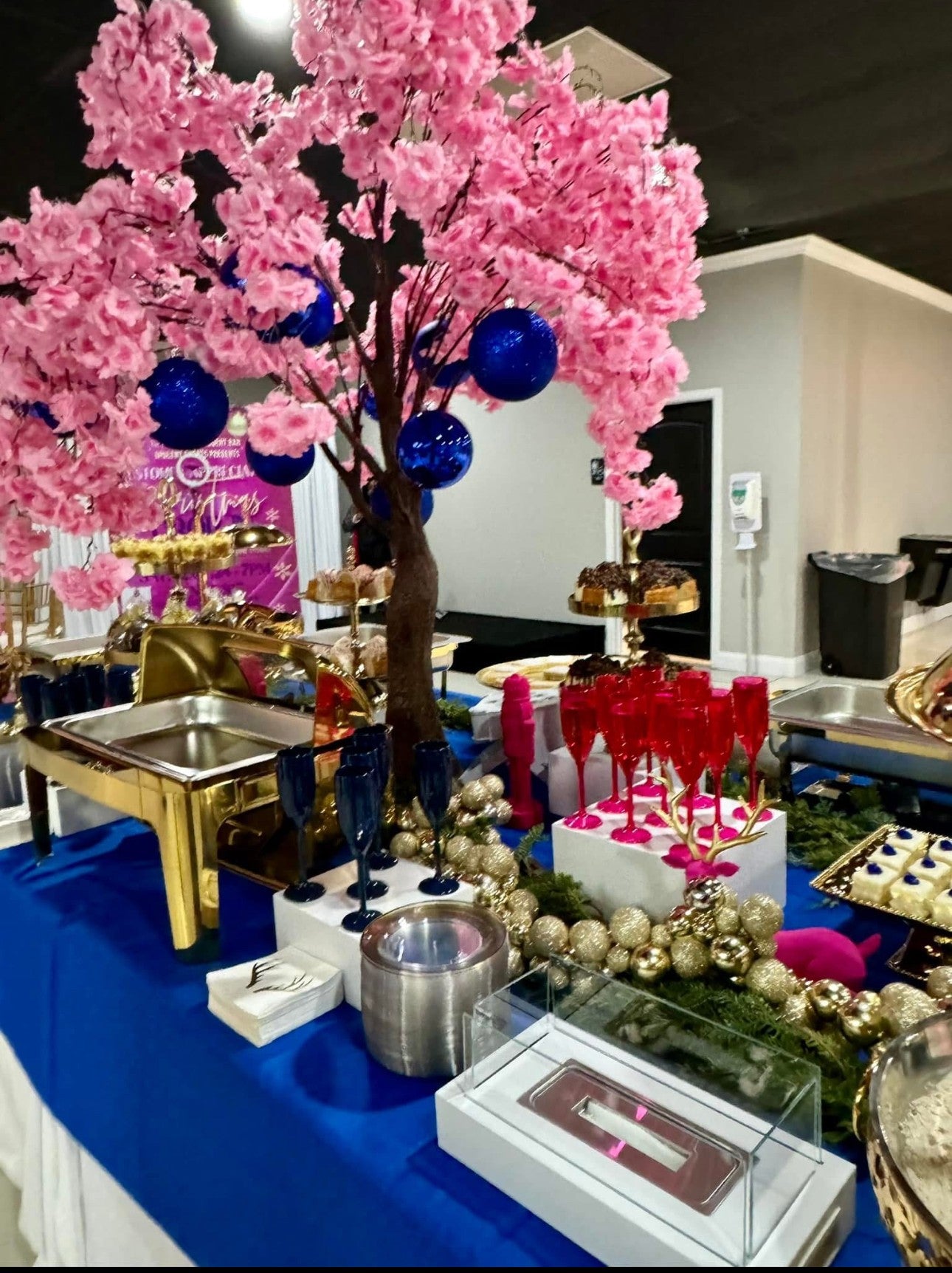 Gold Elegant Catering Chafing Pan Package